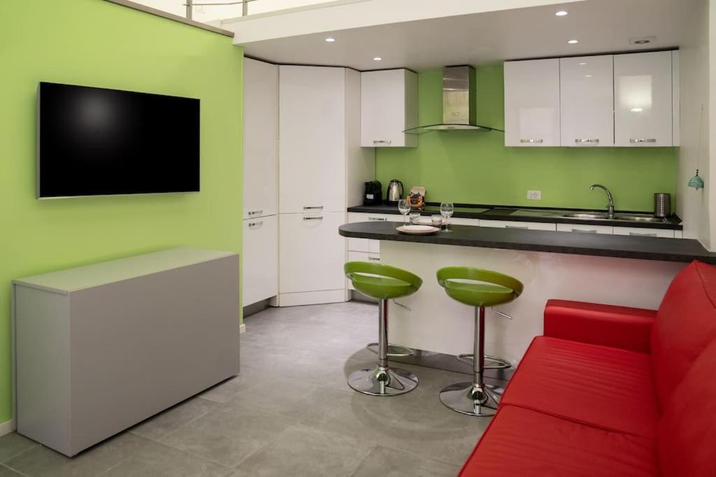 Apartment New Mini Loft Per 5 A Centro Rom